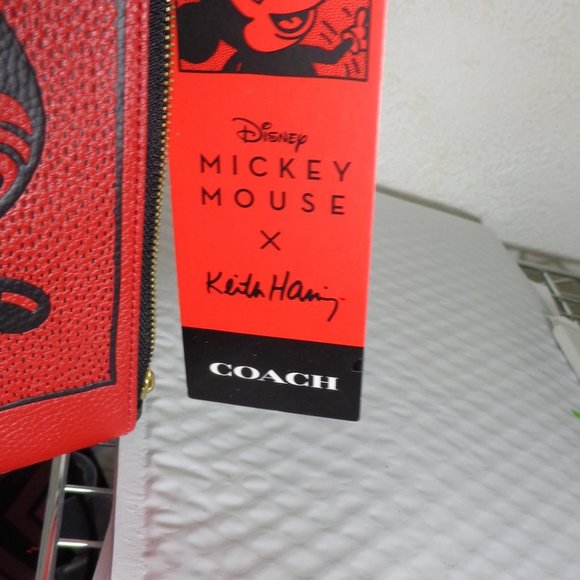 Coach Mickey Mouse Electric Red Leather Wristlet Keith Haring LTD Editio…